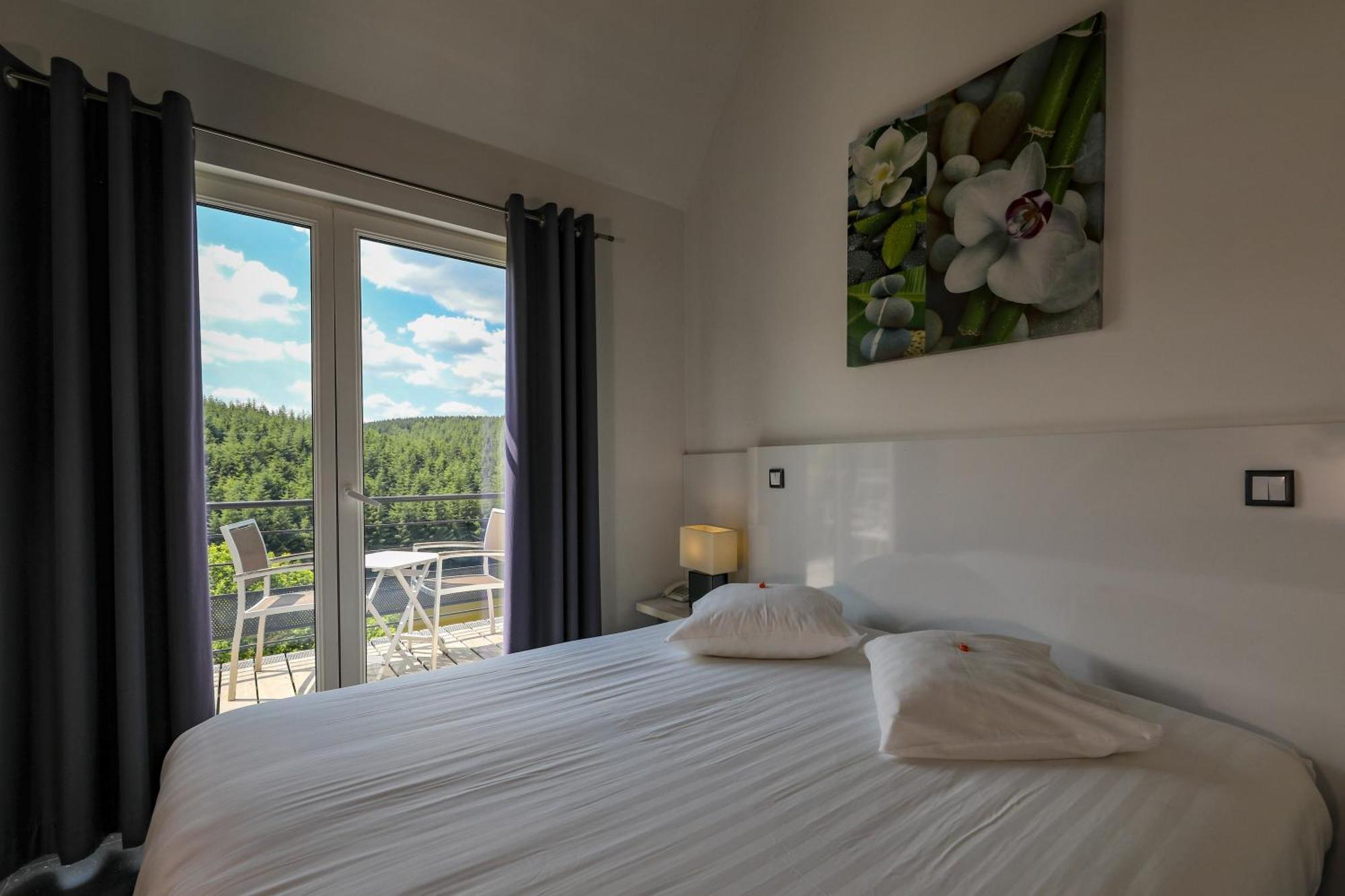 Hotel Bo Rivage Нешато Екстер'єр фото